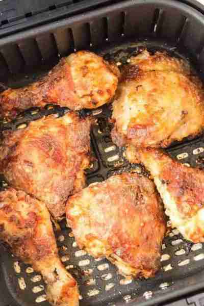 BEST FRIED CHICKEN AIR FRYER RECIPE INGREDIENTS ▢3 Chicken Thighs Bone in, Skin on ▢3 Chicken Legs B...