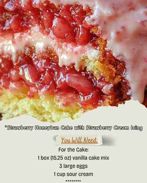 Strawberry Honeybun Cake with Strawberry Cream Icing 🍰🍓 Ingredients: For the Cake: 1 box (15.25 oz...