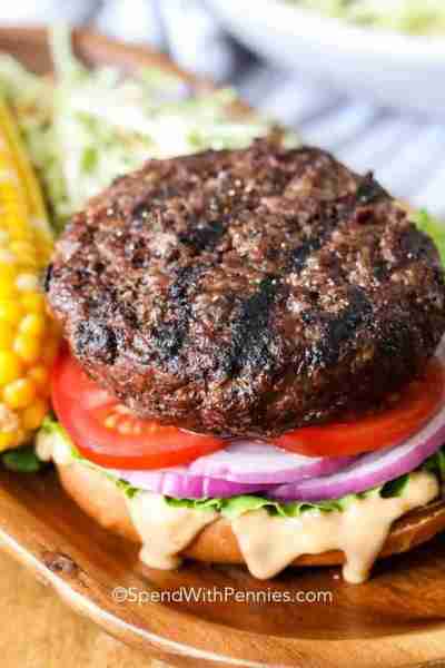 https://www.spendwithpennies.com/classic-hamburger-recipe/ This easy recipe makes the best classic b...