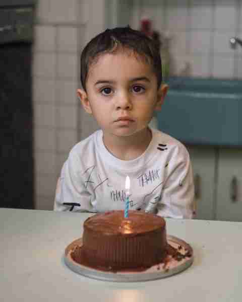 Yay! I’m 3 today! 😅🎂🍰 I made my own cake, and now I can’t wait for some kind wishes! 🎂❤️🙏🎁🎉🎁