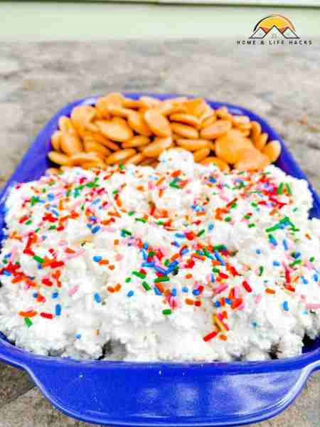 🎉 Funfetti Dip 🎉 Ingredients: • 1 (8 oz) package cream cheese, softened • 1 (8 oz) container whipp...