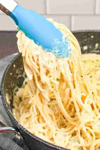 Spaghetti Alfredo! Recipe in the Comments