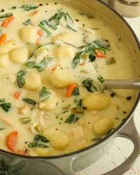 Chicken Gnocchi Soup Recipes by Small Town Woman https://www.smalltownwoman.com/chicken-gnocchi-soup...