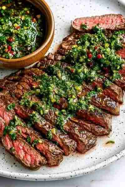 Quick & Easy Chimichurri Steak **Ingredients: **For the Steak: - 1 lb (450g) flank steak or skirt s...