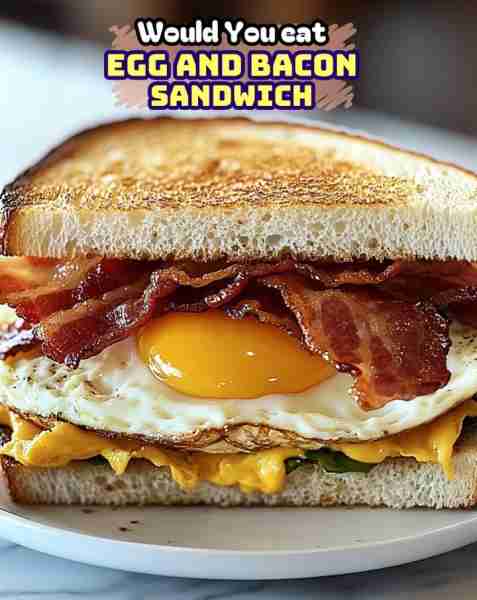 🍳 Would You Eat This Ultimate Egg and Bacon Sandwich 🥪✨ Detailed Recipe & Step-by-Step Instructio...