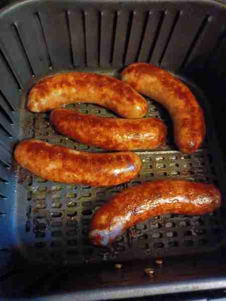 Brats in the air fryer😋😋😋😋 Soooo good, and much better than grilled. Full steps are in the 1st c...
