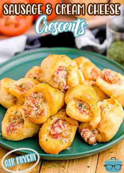 RECIPE---> https://www.thecountrycook.net/air-fryer-sausage-and-cream-cheese-crescents/ 😍🌟 With a...