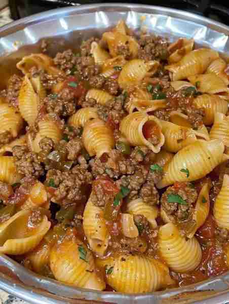 DOES ANYONE STILL EAT PASTA SHELLS WITH GROUND BEEF? THE INGREDIENTS LIST: FOR THE PASTA AND GROUND...