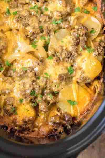 💖 Slow Cooker Beef and Potato Au Gratin! 💖 A 5-star easy dinner everyone Loves! 💖💖 Get the Recip...