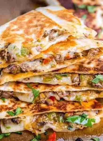Cheese Steak Quesadillas Ingredients: • 500 G beef sirloin steak. • 1 medium shredded white onion. •...