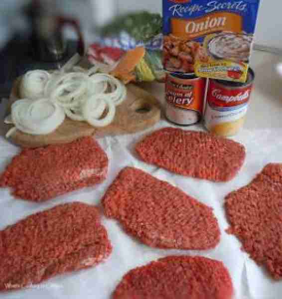 Crock Pot Cube Steak Ingredients: 6 cube steaks, 1 medium onion, peeled and sliced into rings, 1 c...