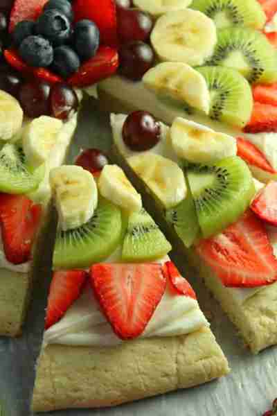 Fruit Pizza on a Sugar Cookie Crust! 🍓🍌🥝🍇 Get the Recipe in the Comments: ⭐ Delicious Fresh Fru...