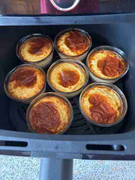 Egg Custards (50cl milk - 3 eggs - 30g sugar - 2 teaspoons vanilla extract) Cook for 150 minutes - 1...