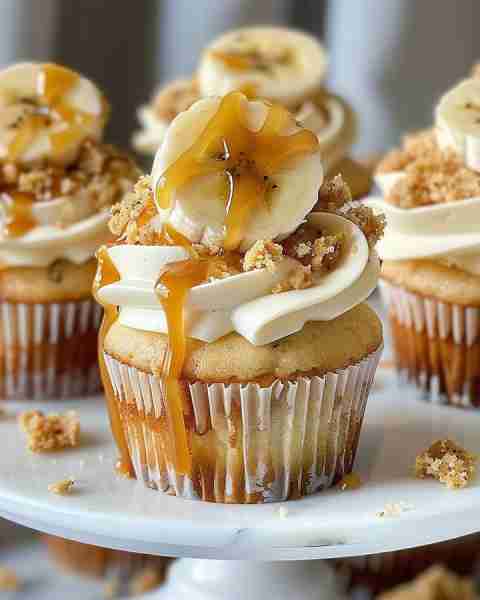 Banana Pudding Cupcakes 🧁 Ingredients For the Cupcakes: 1 1/2 cups all-purpose flour 1 tsp baking p...