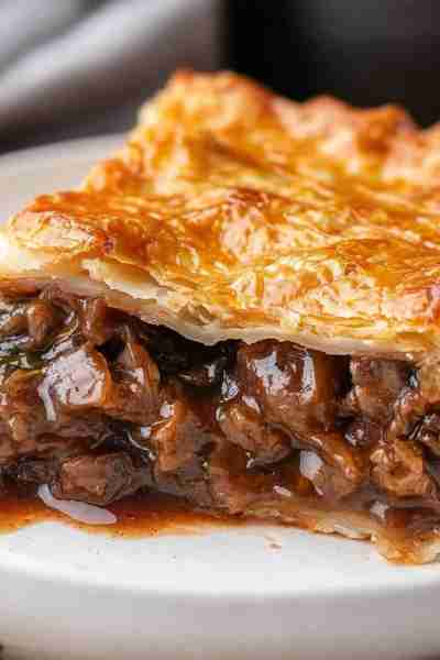 Dear Silent 🤫 members of our group say anything to stay active. WOULD ANYONE EAT THIS Steak Pie - A...