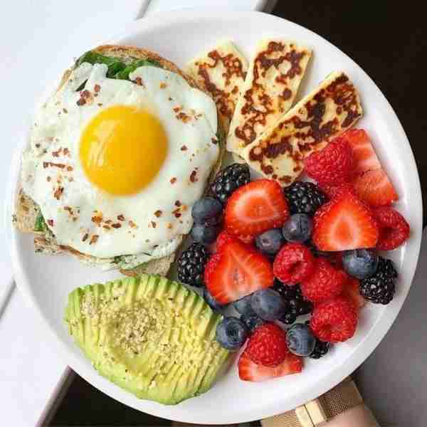 Breakfast yummy 😋