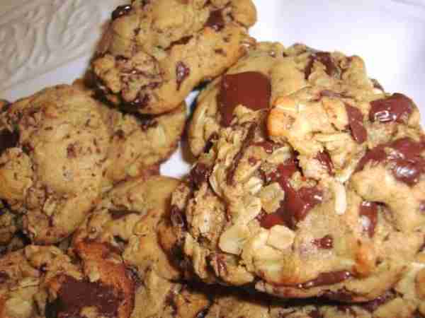 Peanut Butter Oatmeal Chocolate Chunk Cookies If you see this Recipe please simply Comment "YES" & S...