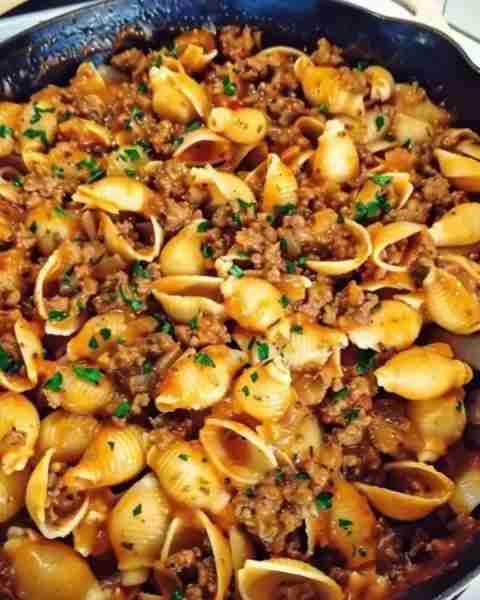 Creamy Beef and Shells Ingredients 1 pound ground beef 2 cups uncooked pasta shells 1 tablespoon oli...