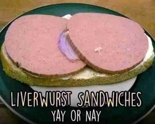 🥪✨ Delicious Liverwurst Sandwiches: A Flavorful Bite of Tradition! ✨🥪 Savor the rich and satisfy...