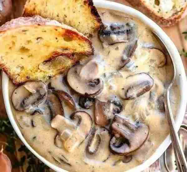 Homemade Cream of Mushroom Soup
