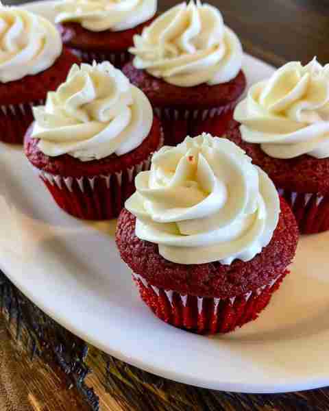 Red Velvet Cupcakes Ingredients: For the cupcakes: 1 ¼ cups all-purpose flour 1 Tbsp unsweetened coc...