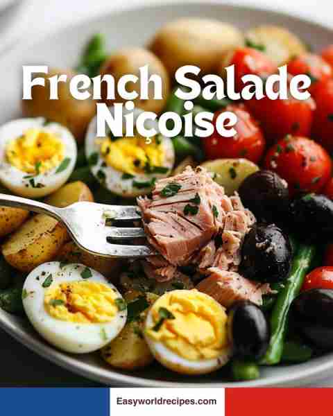 Salade Niçoise 🥗 Fresh tuna salad with eggs, olives & veggies 🇫🇷🍅🐟 recipe in the (C0MM3NT) 🔽