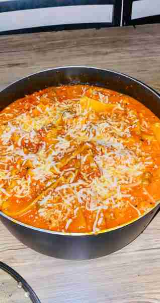lasagna soup ‼️ TikTok made me do it 😋😍 1 pound of ground Italian sausage 1 pound of ground beef￼...