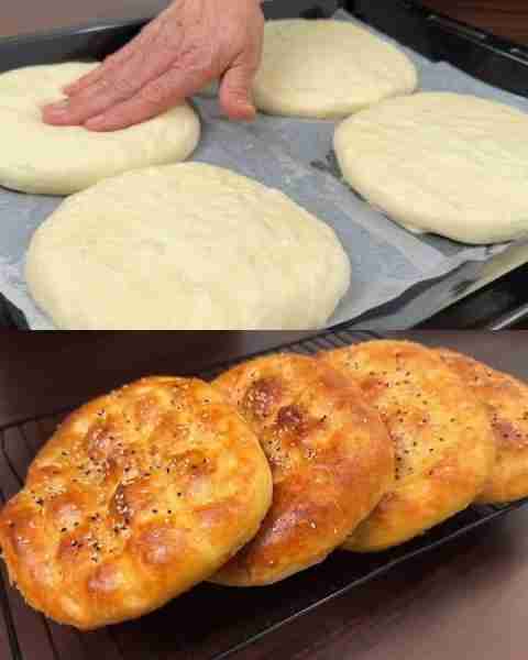 No kneading, no yeast, no waiting around! This cheesy bread is everything you love – warm, fluffy, a...