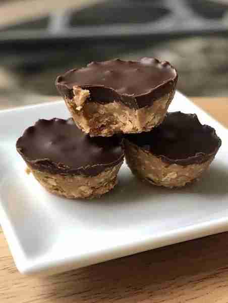 Keto Low Carb PB Cups 😍 ctto, my friend 4 Tablespoons Butter 1 cup peanut butter 1 Tablespoon monk...