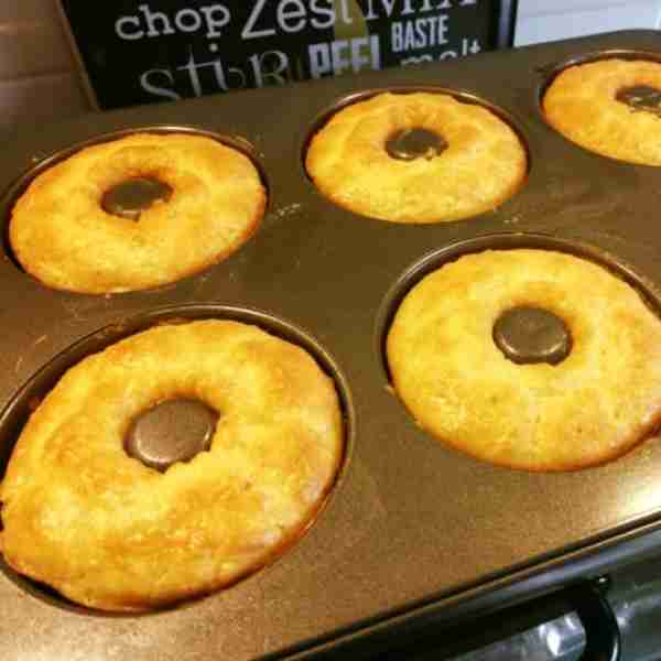 KETO Bagels! Easy to make! https://www.isavea2z.com/90-second-bread-keto-baked-bagels-recipe/