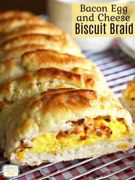Recipe --> https://www.melissassouthernstylekitchen.com/bacon-egg-and-cheese-biscuit-braid/ Breakfas...