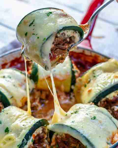 These Mushroom Zucchini Lasagna Rolls are AMAZING and Clean Eating Approved! Zucchini has quite an i...
