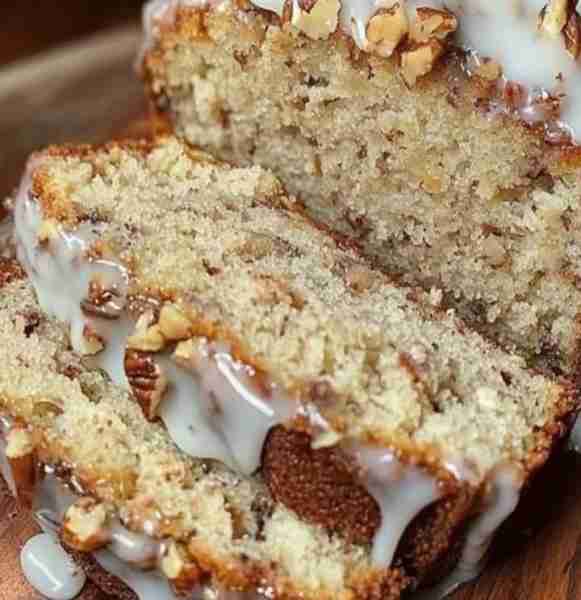 Butter Pecan Cake w/ Cream Cheese Icing Rich, buttery pecan cake with creamy, tangy cream cheese ic...