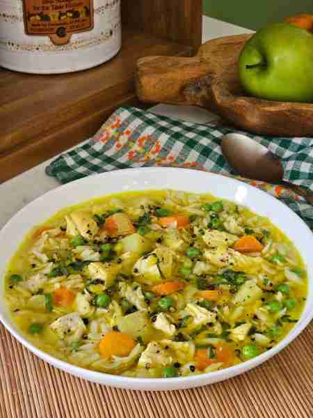 COMFORTING CHICKEN SOUP 🌾🍗🥕🥔🥥🌾 This Chicken Soup is flavoured with leeks, onions, a mix of veg...