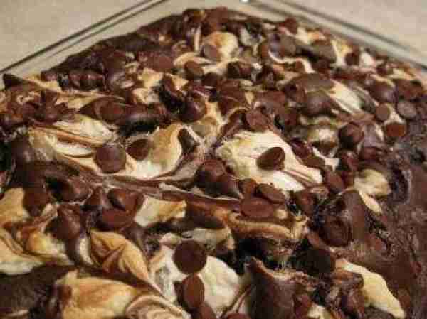 Earthquake Cake 1 Cup Flaked Coconut 1 Cup chopped Pecans 1 Box German Chocolate Cake Mix 1 (8 oz.)...