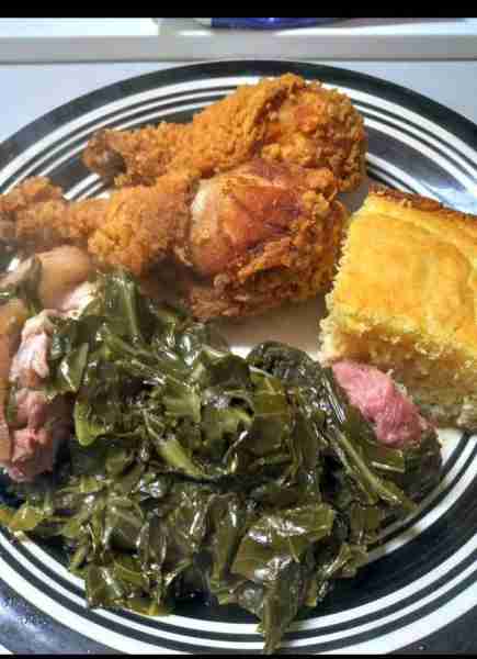 Collard Greens with Ham Hocks, Fried Chicken and Buttermilk Cornbread ❤️