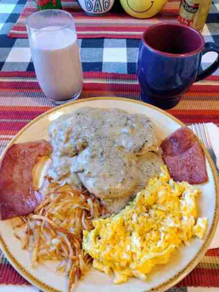 Rise And Shine My Friends Let's Eat 😋 Sausage Gravy Biscuits Scrambled Eggs With Cheese Hash Browns...