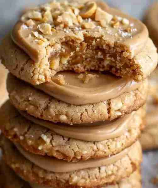 Sugar-Free Peanut Butter Cookies 😋🍪 Ingredients: 1 cup natural peanut butter 1/4 cup erythritol 1...