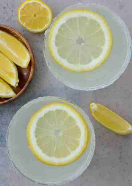 Enjoy the warm weather with a cold keto lemon drop martini!