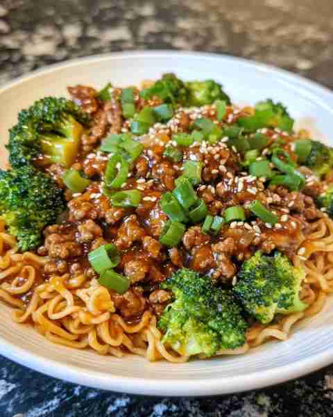 Easy One-Pot Mongolian Beef Ramen with Ground Beef Ingredients: 1 lb ground beef 2 packs of ramen no...