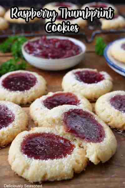 💖 RASPBERRY THUMBPRINT COOKIES! 💖 💖 Easy to make buttery cookies are a classic favorite, filled w...