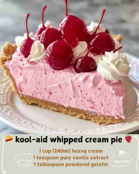 🥧 kool-aid whipped cream pie 🍓 Ingredients: 1 ½ cups (150g) graham cracker crumbs ⅓ cup (70g) gran...