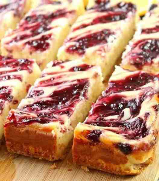 🍋💖 Lemon Raspberry Cheesecake Bars! 🍋💖 Our Decadent Luscious Dessert Bars! 🍋💖 Yum! Get the Rec...