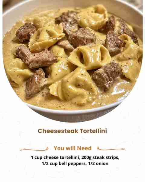 🥩🧀 Cheesesteak Tortellini Skillet 🛒 Ingredients: 1 lb ground beef or shaved steak 1 green bell p...