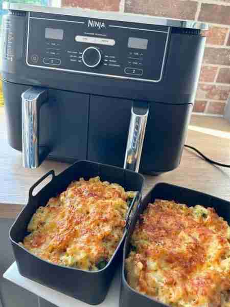"Air Fryer Macaroni and Cheese 🧀: I love this quick and easy recipe; it's a beginner's delight..."...