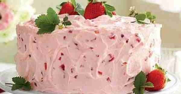 Strawberry Lemonade Cake 🍰 Ingredients 1 cup butter, at room temperature 1 3/4 cups granulated suga...