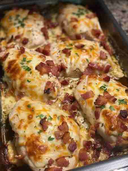 Bacon ranch cheese chicken Cook bacon set aside (dump all but two table spoons of bacon grease) 4 ch...