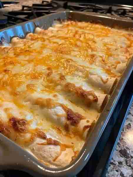 White Chicken Enchiladas You will need 8 to 10 flour tortillas (about the size of a soft taco). 2 cu...