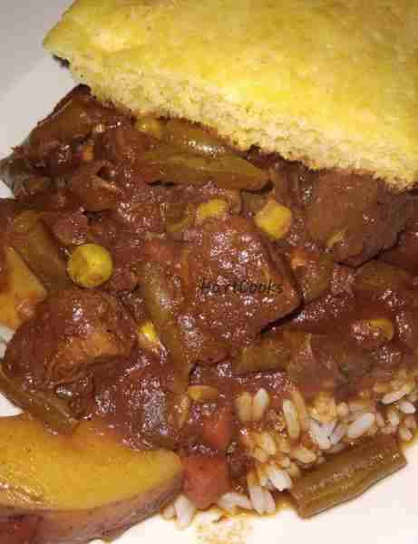 Beef Stew Over Rice 😋🔥 https://hartcooks.com/old-fashioned-beef-stew/
