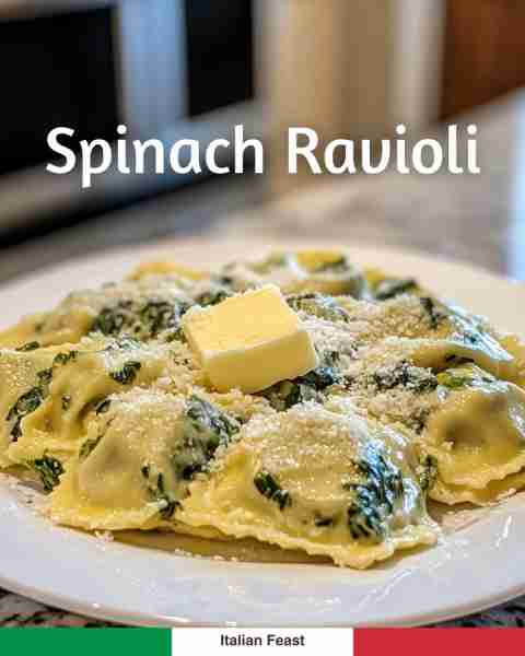 Spinach Ravioli 🧈 Stuffed pasta with spinach, butter & cheese 🇮🇹🥬🧀 recipe in the (C0MM3NT) 👇 👇